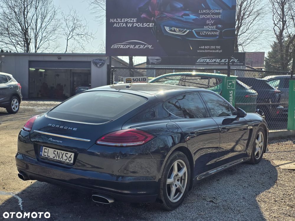 Porsche Panamera 4 PDK Platinum Edition - 12