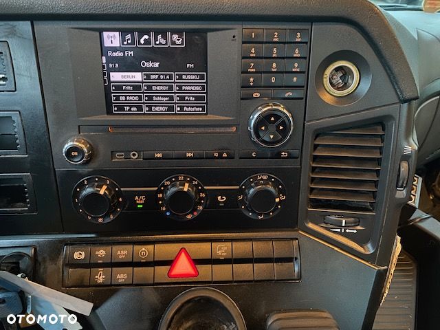 Mercedes-Benz Arocs 3240 8x4 Betonomieszrka Liebherr 9 m3  z Niemiec - 22