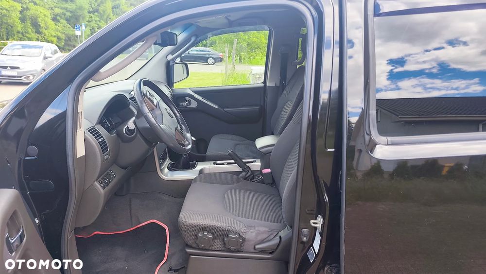 Nissan Pathfinder 2.5 dCi Premium - 20