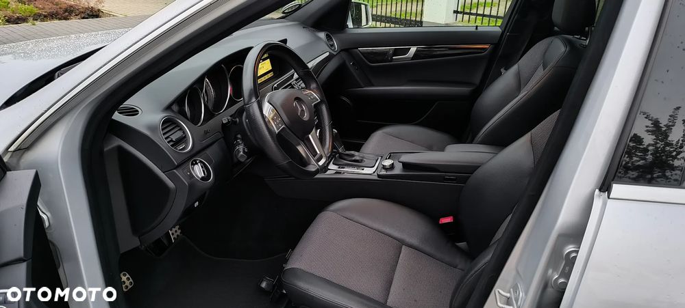 Mercedes-Benz Klasa C 220 CDI DPF Automatik Avantgarde - 5
