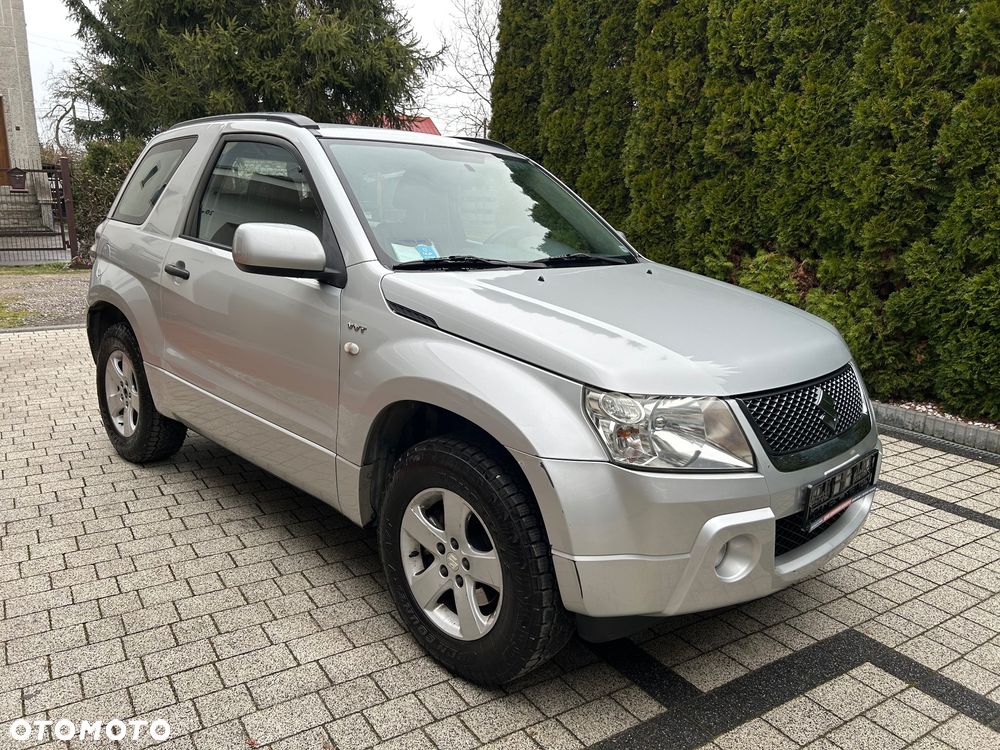 Suzuki Grand Vitara 1.6 Comfort - 10