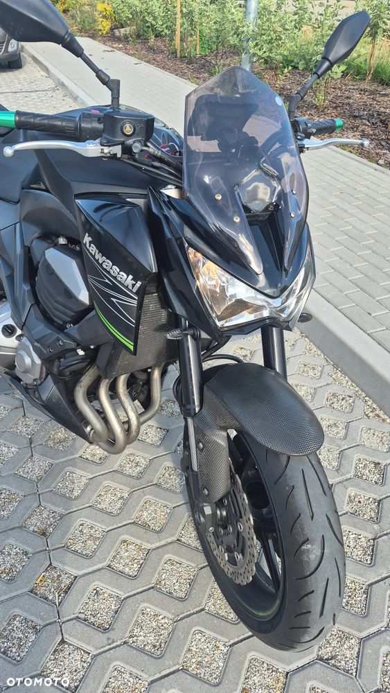 Kawasaki Z - 12