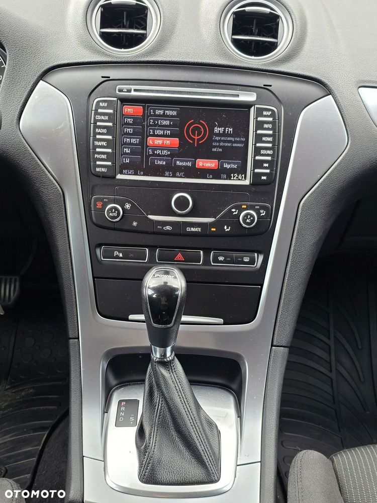 Ford Mondeo 2.0 EcoBoost Titanium - 19