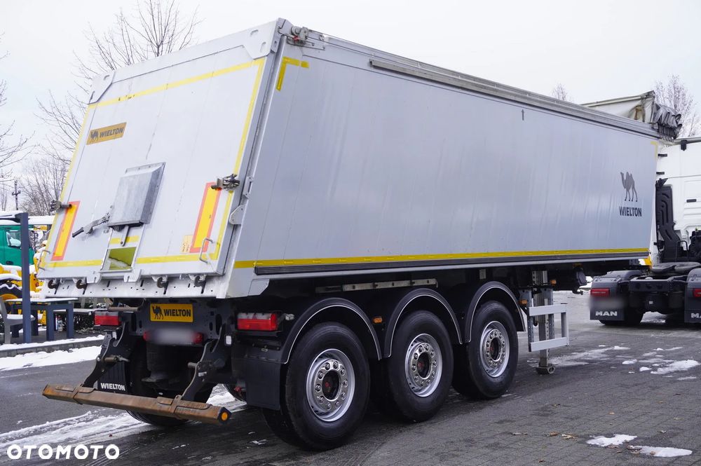 Wielton Wielton NW-3 / waga 6,2 t / poj. 38m3 / elek. dach / Teflon / 30 naczep r.2022 - 10