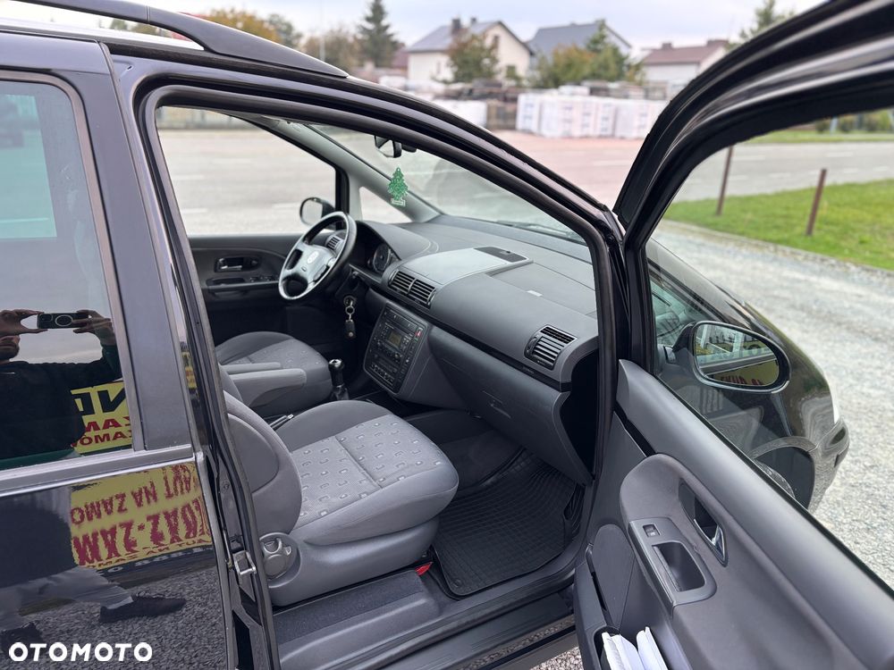 Volkswagen Sharan - 11
