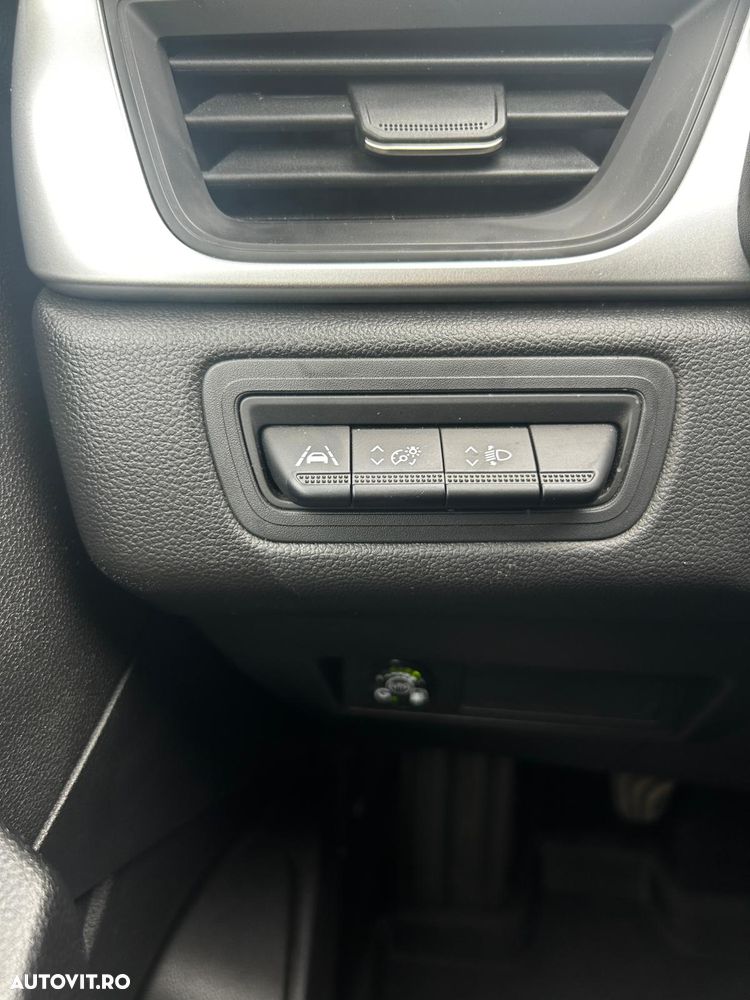 Renault Captur TCe 90 Equilibre - 9