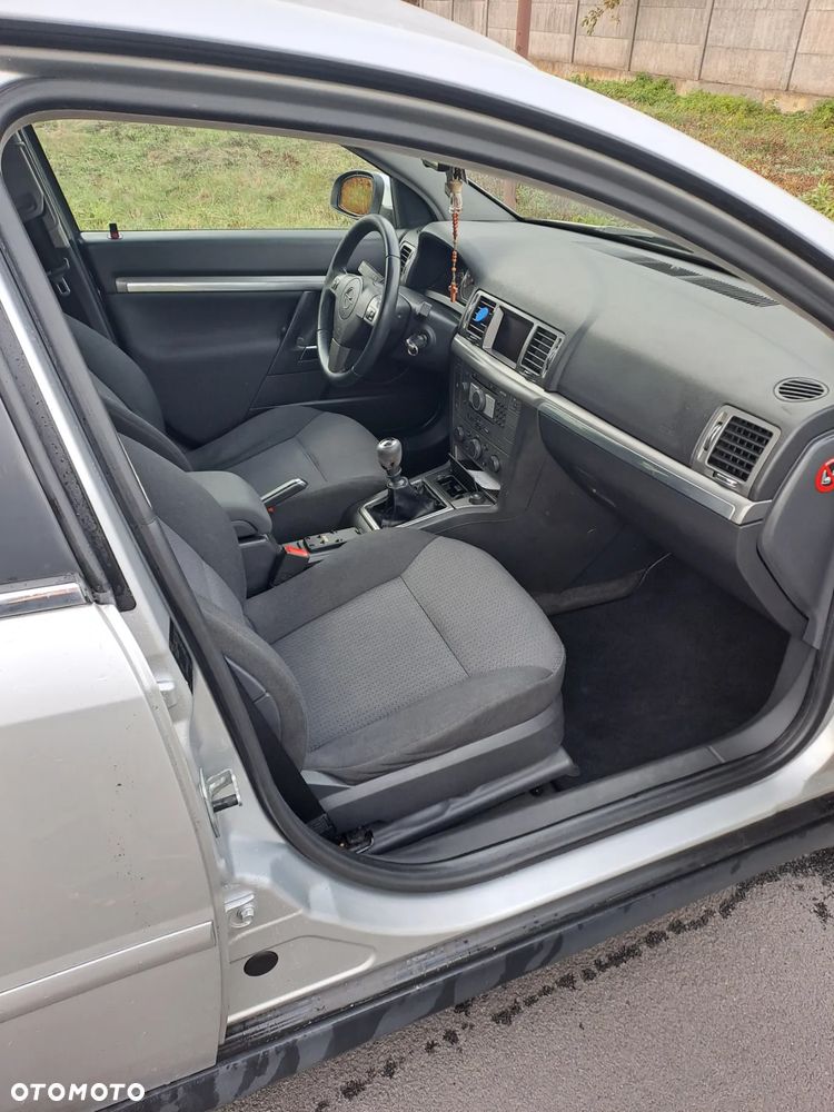 Opel Vectra 1.9 CDTI DPF Business Plus - 7