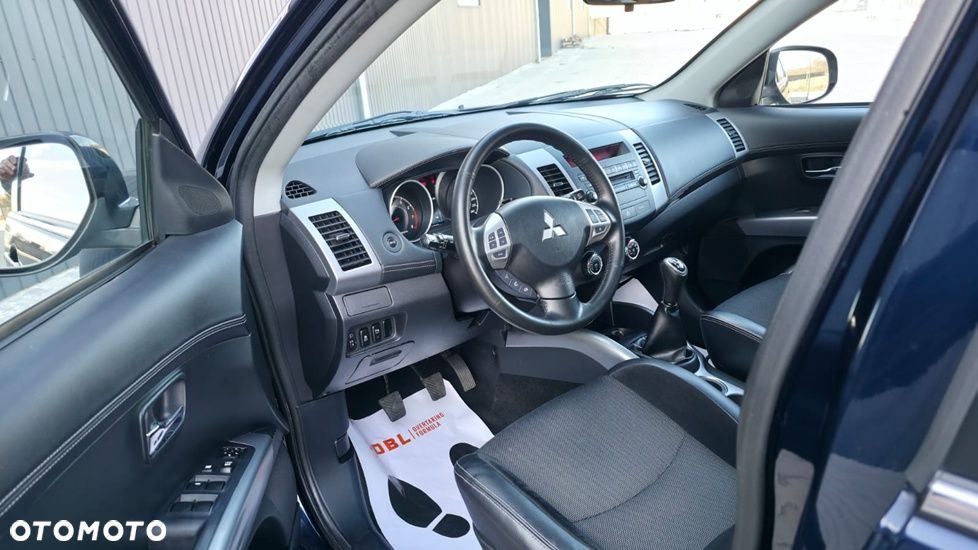 Mitsubishi Outlander 2.0 2WD Diamant Edition - 26