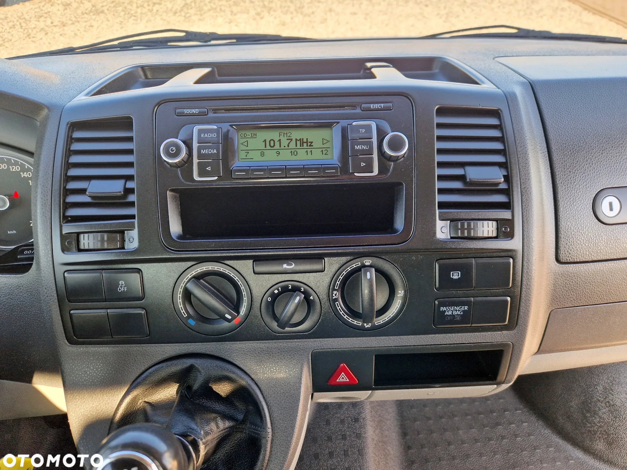 Volkswagen TRANSPORTER 2.0 TDI 102 KONNA 6 OSOBOWA BRYGADÓWKA DOKA SKRZYNIA 2.35 M GWARANCJA - 24