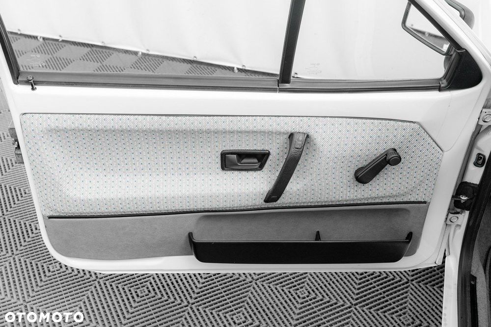 Volkswagen Polo - 14