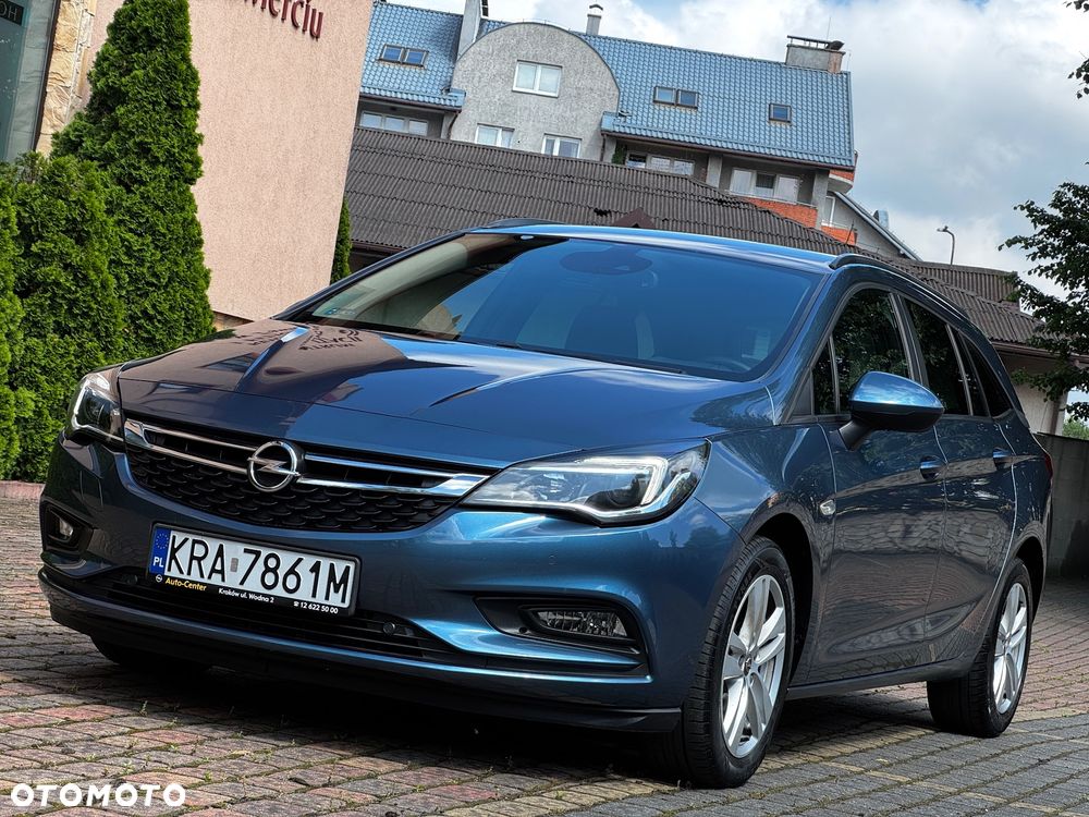 Opel Astra 1.6 CDTI Cosmo - 2