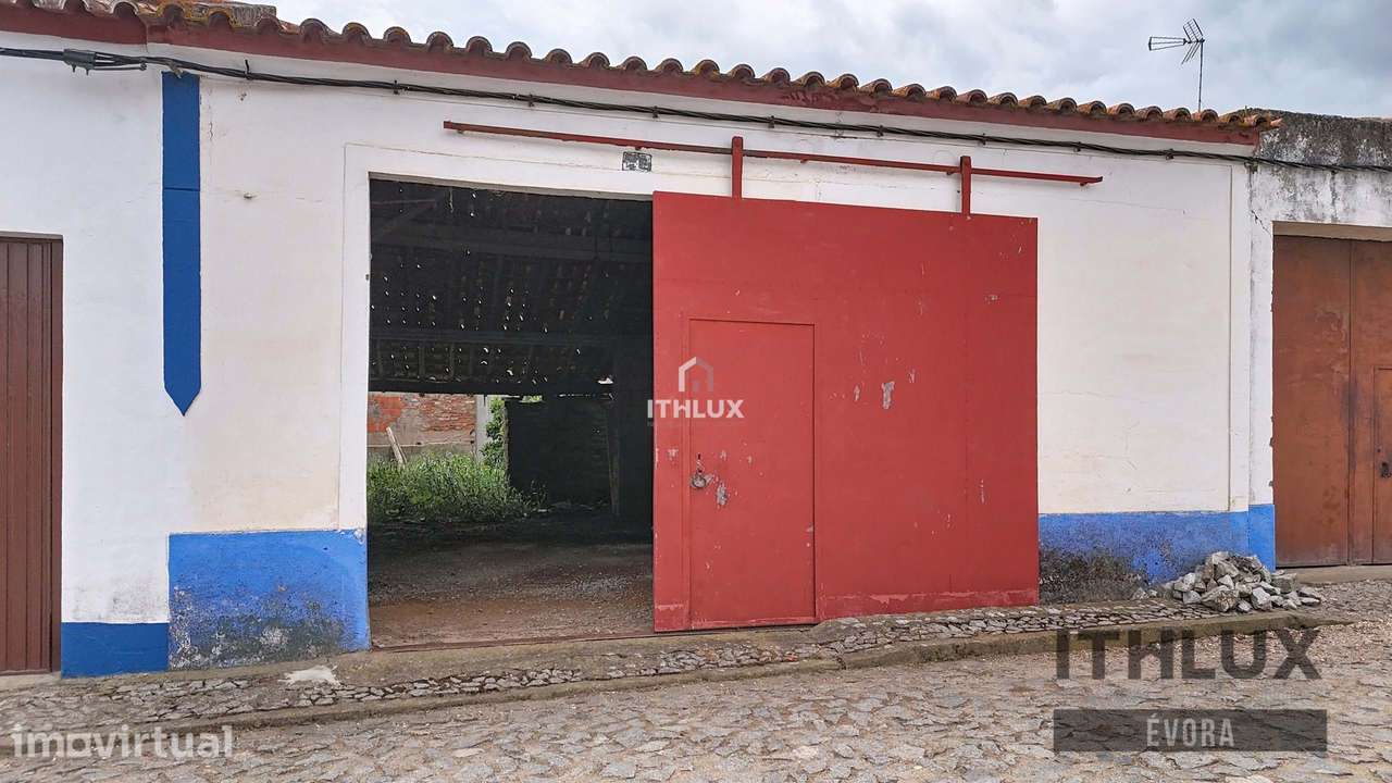 Imóvel com potencial no centro de Montoito - Grande imagem: 2/6