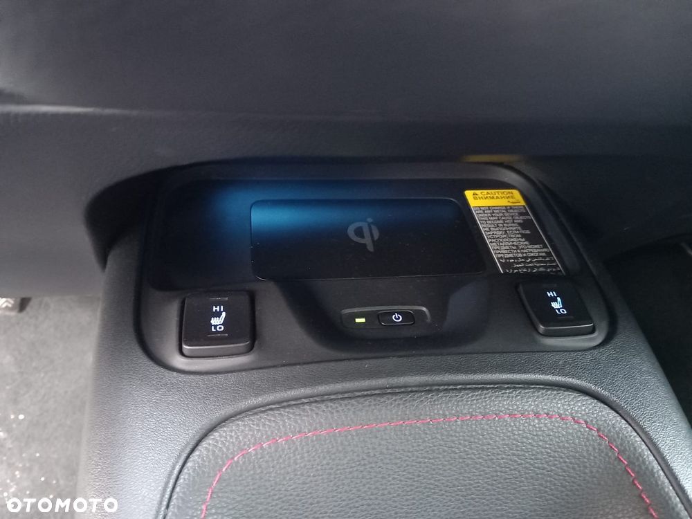 Toyota Corolla 2.0 Hybrid Executive - 20