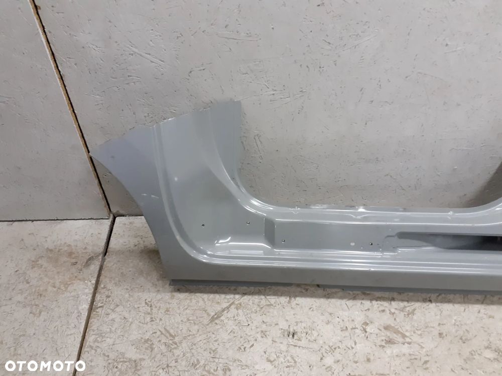 PRÓG POSZYCIE PROGU PRAWE DACIA DOKKER 2018-> 379315 - 2