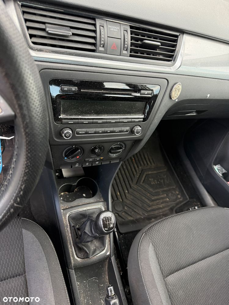 Skoda RAPID 1.2 TSI Ambition Max - 17