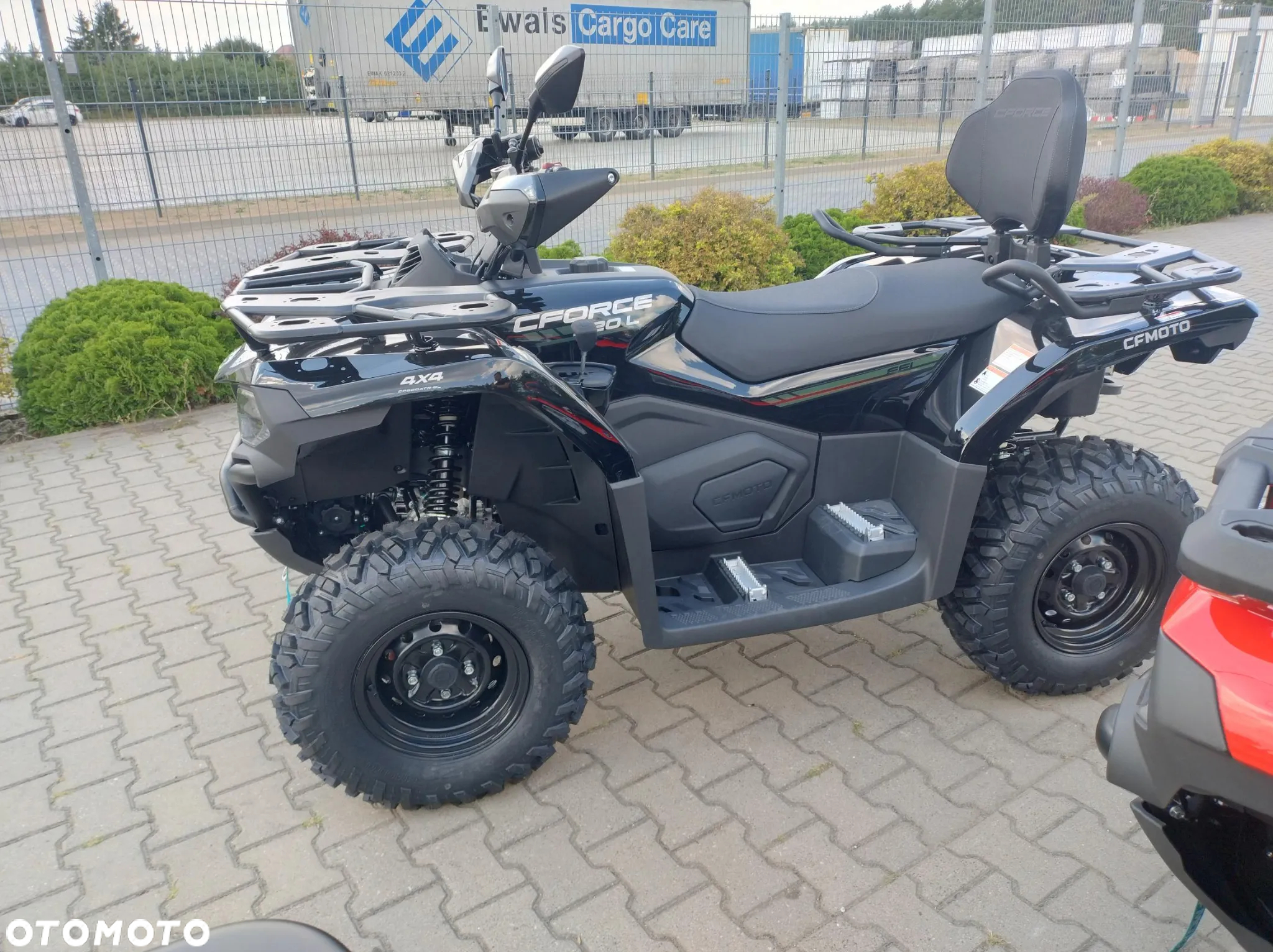 CFMoto CForce - 11