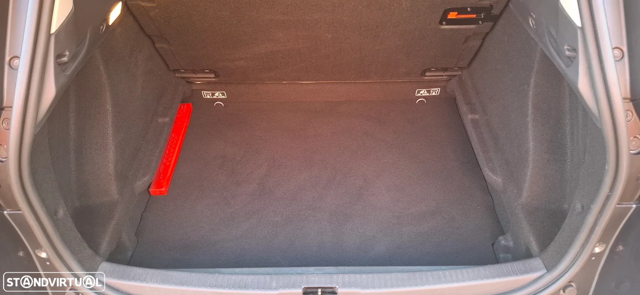 Renault Clio Sport Tourer 0.9 TCe Limited - 13