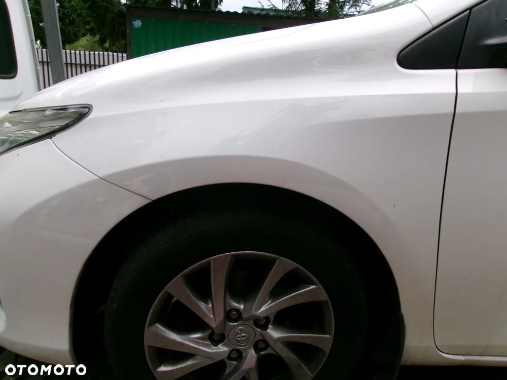 BŁOTNIK PRAWY LEWY PRZÓD TOYOTA AURIS II  12-18  040 - 2