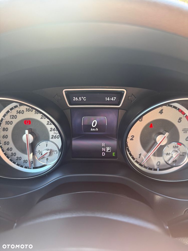 Mercedes-Benz CLA 200 (CDI) d 4Matic 7G-DCT - 36