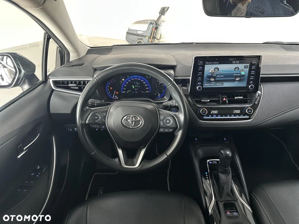 Toyota Corolla 1.8 Hybrid Comfort - 13