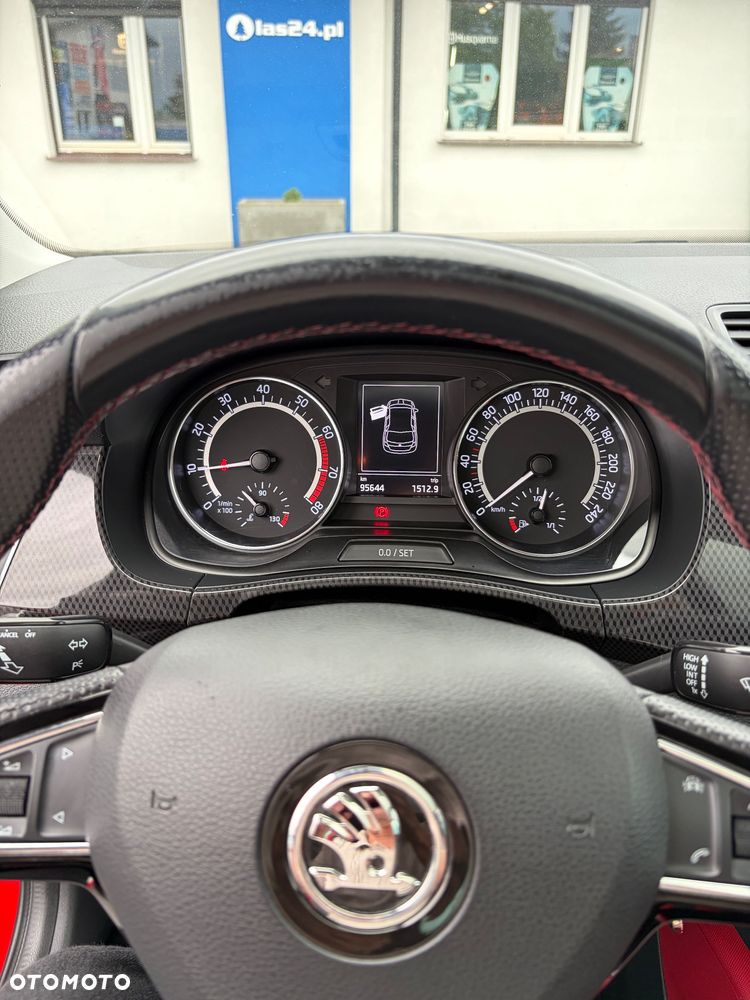 Skoda Fabia 1.0 TSI Monte Carlo - 11