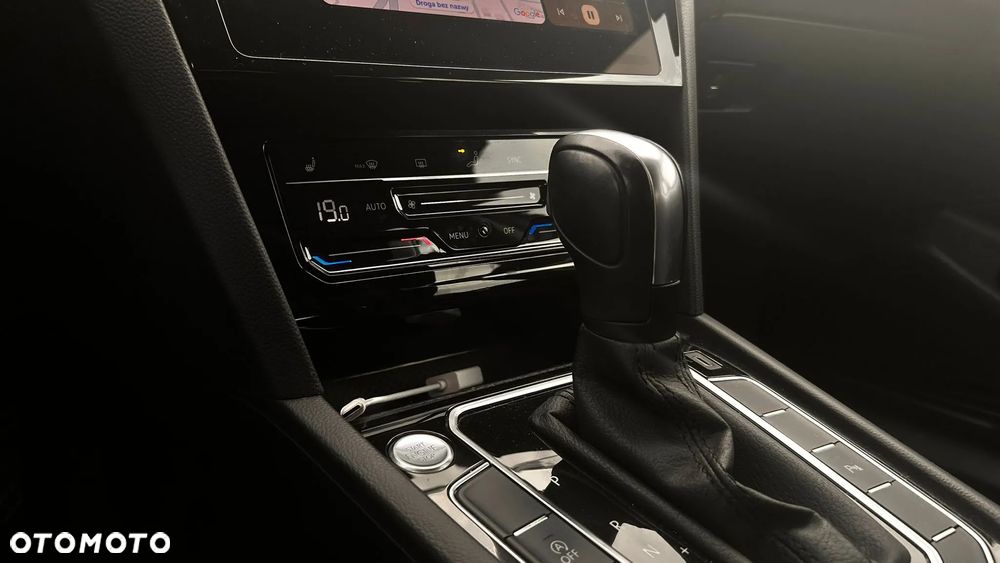 Volkswagen Passat 2.0 TSI Elegance DSG - 9