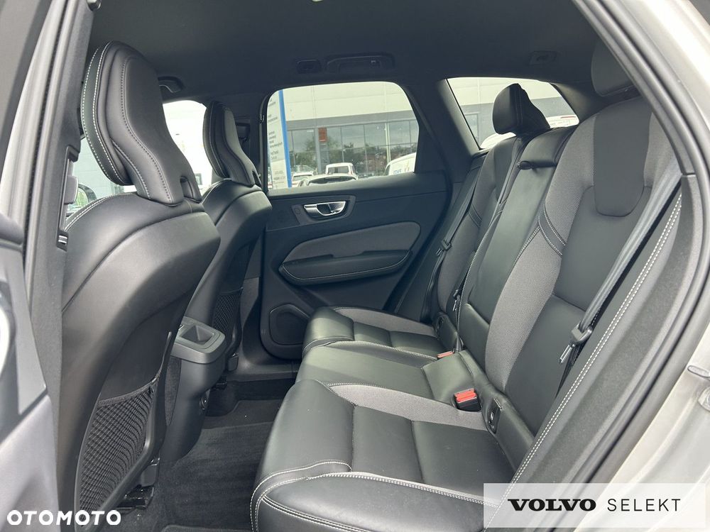 Volvo XC 60 - 30
