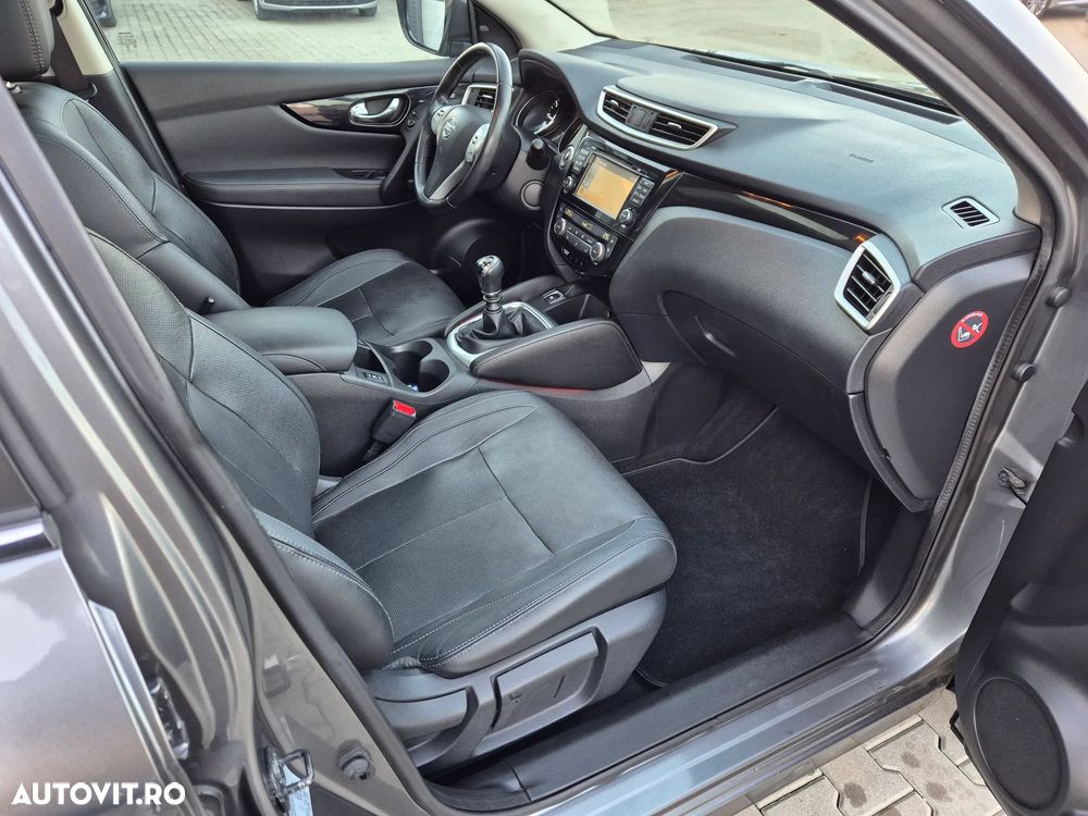 Nissan Qashqai 1.6 DCI TEKNA+ - 12