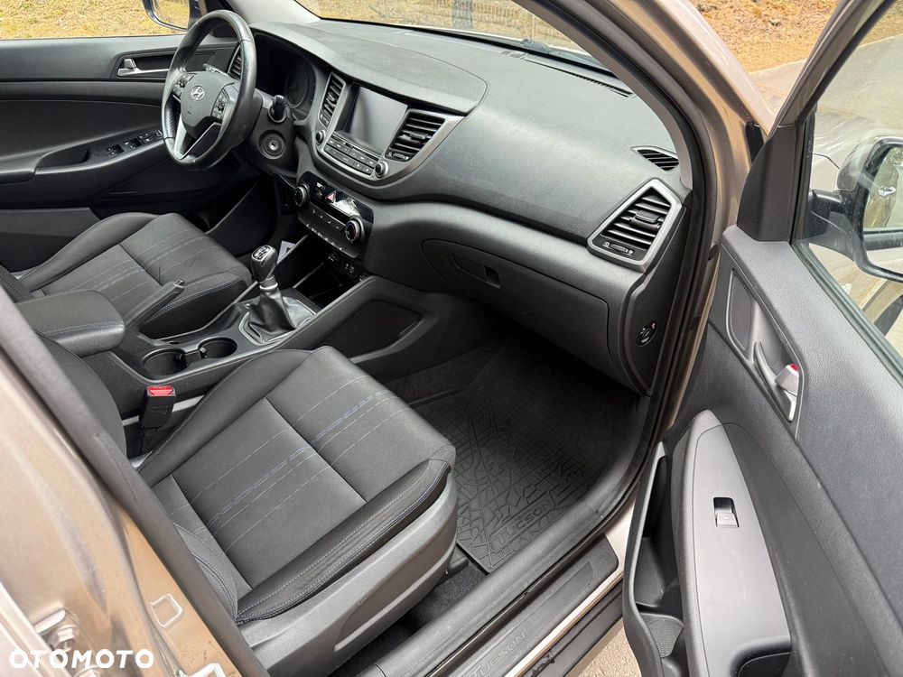 Hyundai Tucson blue 1.6 GDi 2WD Advantage - 12