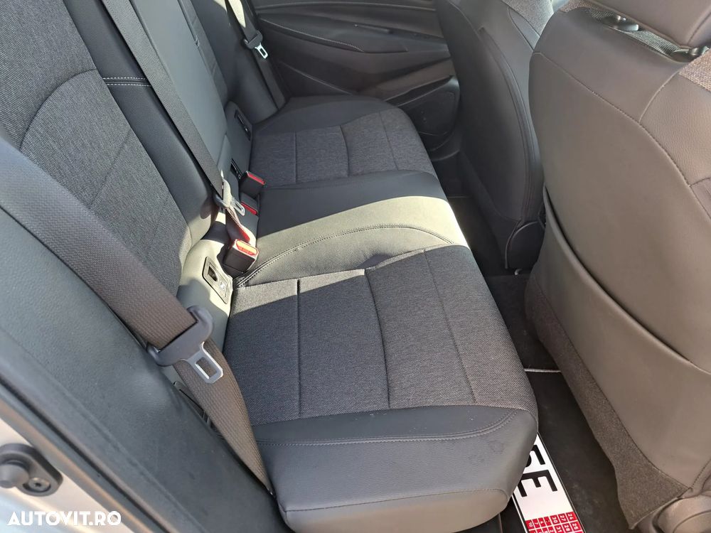 Toyota Corolla 2.0 HSD Exclusive - 22