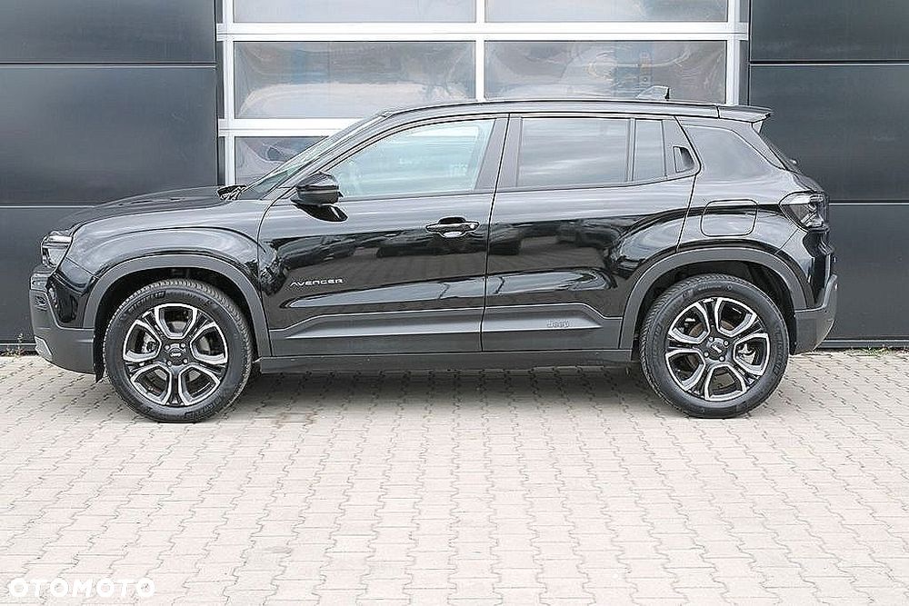 Jeep Avenger 54kWh Altitude - 11