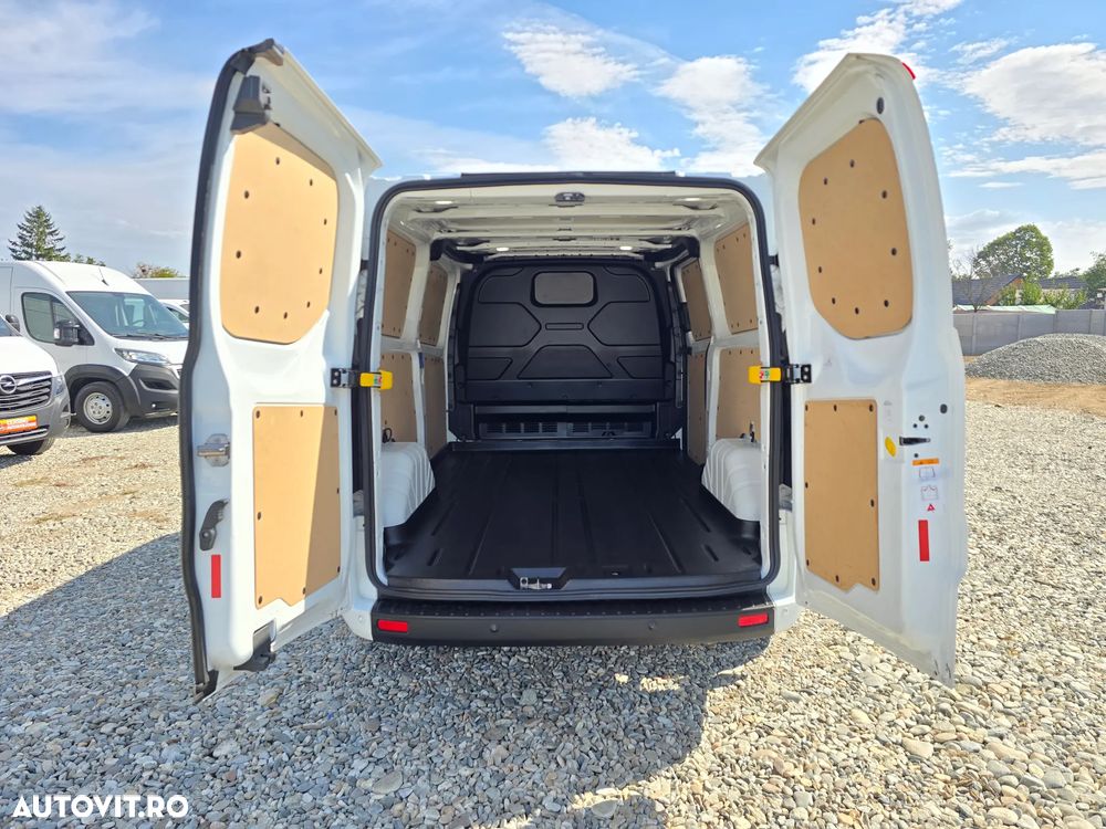 Ford Transit Custom - 10