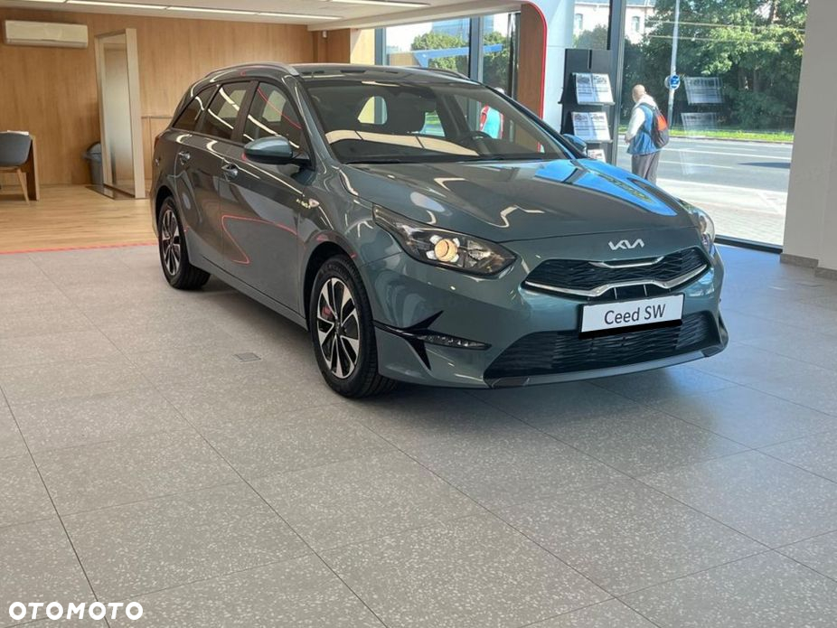 Kia Ceed 1.5 T-GDI M - 4