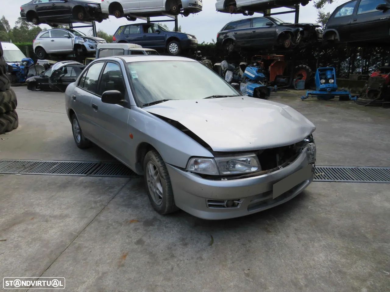 Mitsubishi Lancer VI 1.3 (75cv) de 2000 - Peças Usadas (8144) - 1
