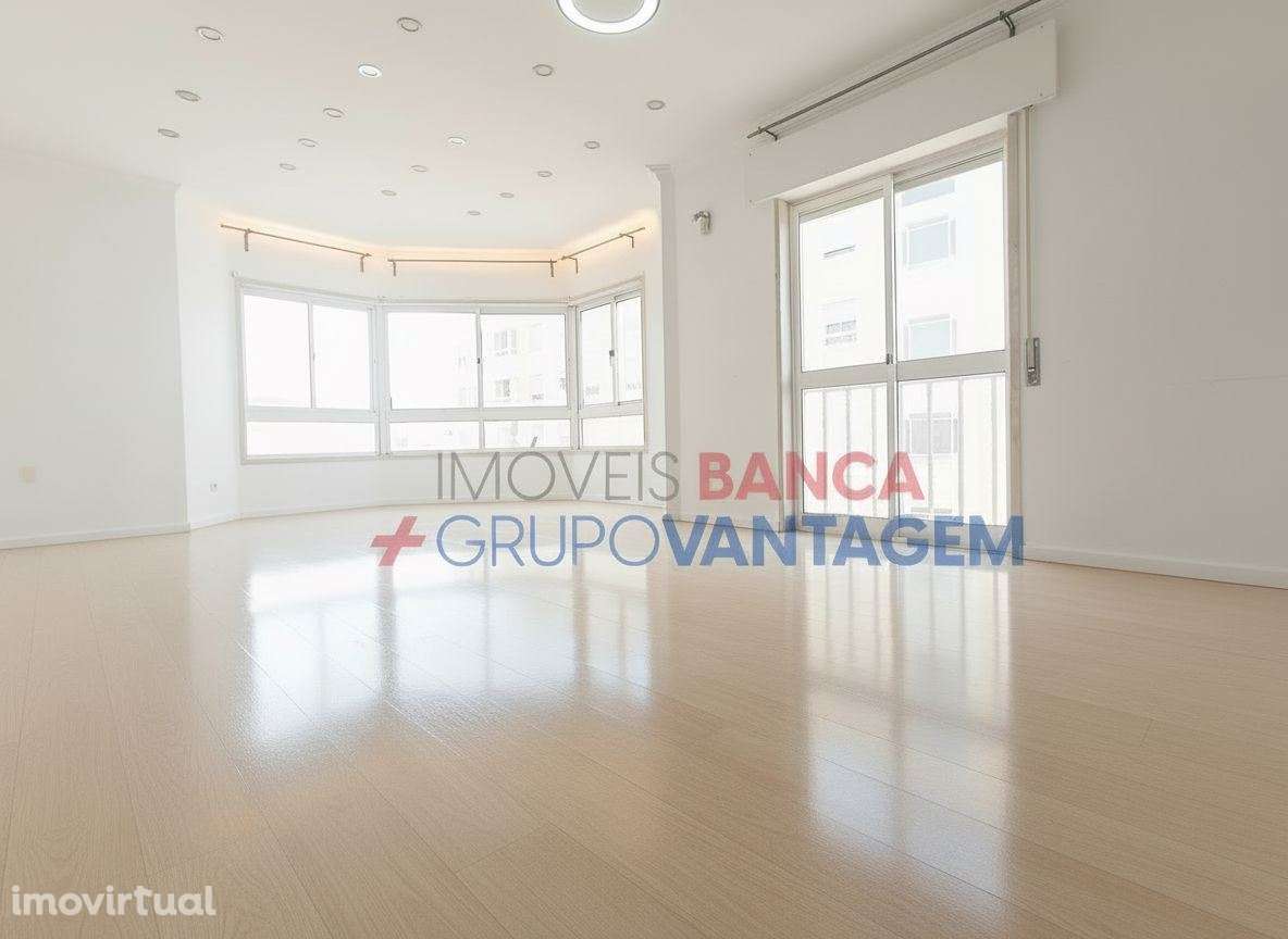 APARTAMENTO T2 RIO DE MOURO - Grande imagem: 5/28