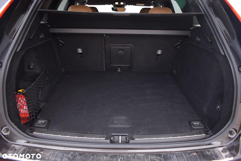 Volvo XC 60 - 29