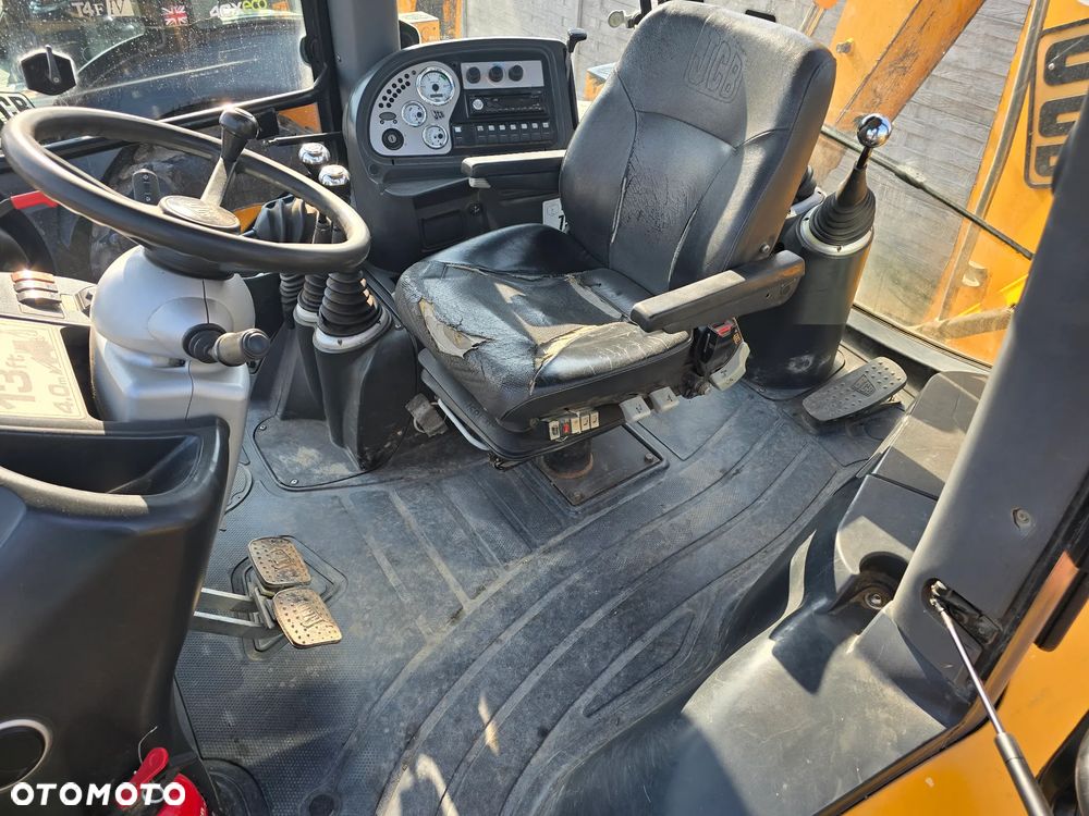 JCB - 4