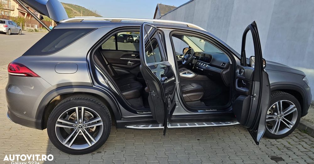 Mercedes-Benz GLE 300 d 4MATIC - 9