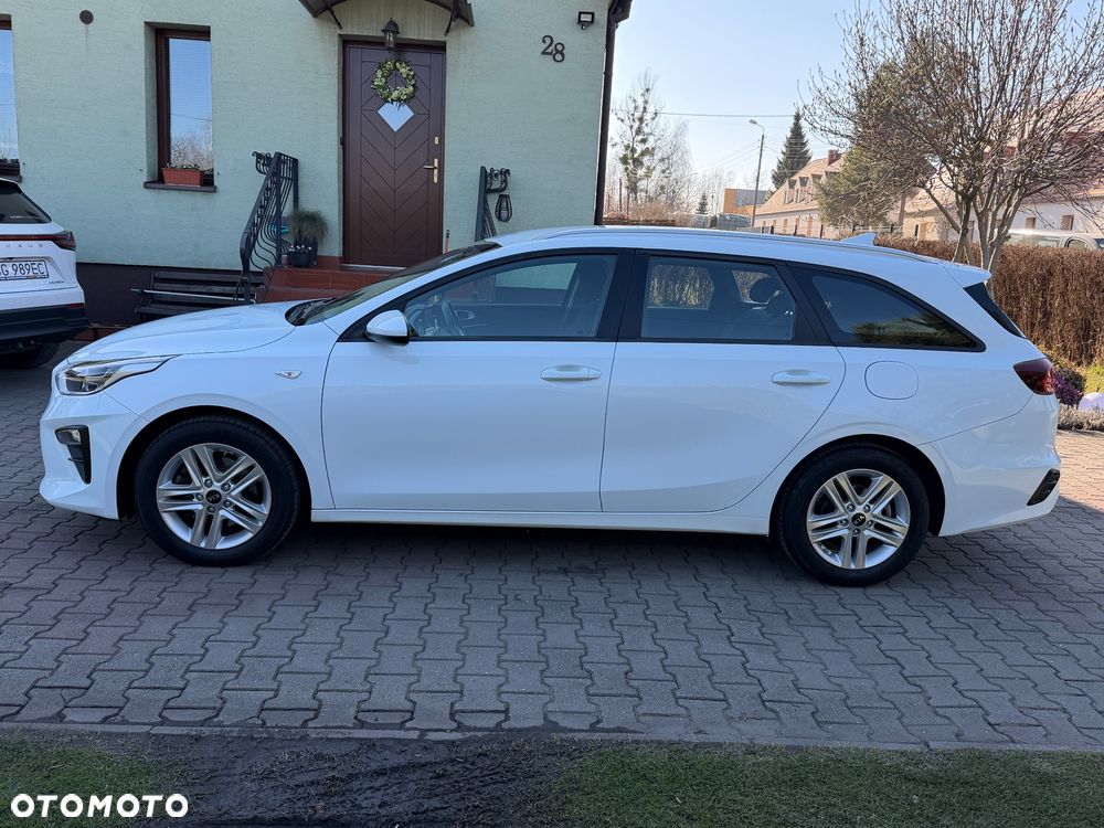 Kia Ceed 1.4 L Business Line Plus - 2