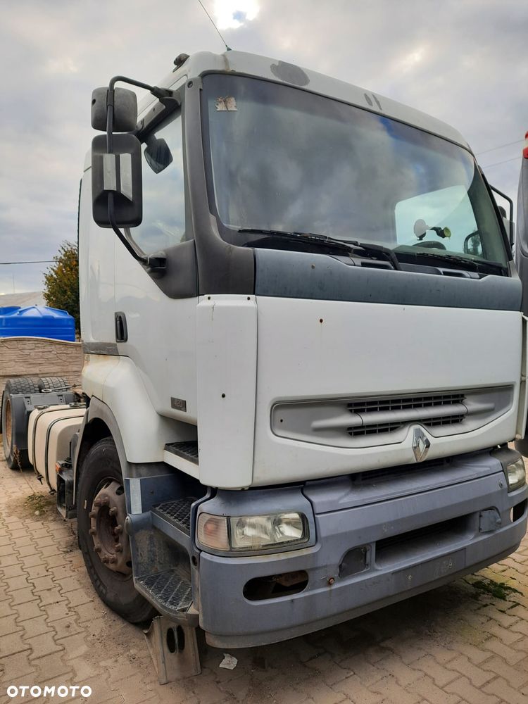 Renault Premium