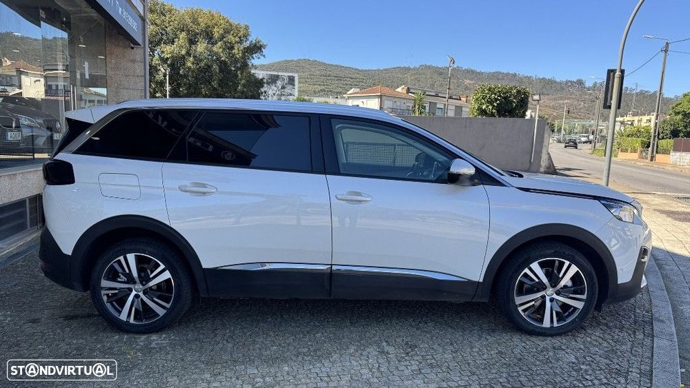 Peugeot 5008 1.5 BlueHDi Allure - 4