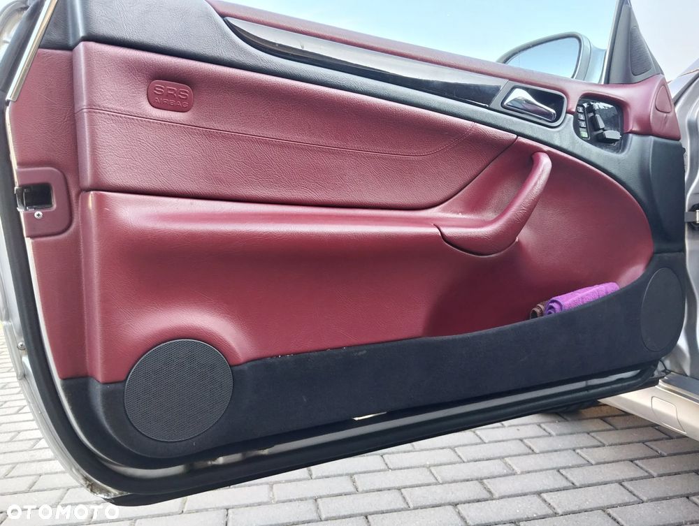 Mercedes-Benz CLK - 26