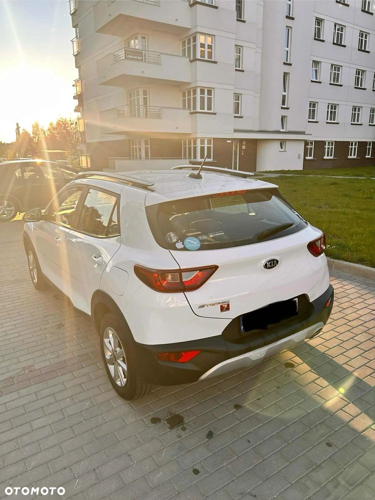 Kia Stonic 1.2 M - 11