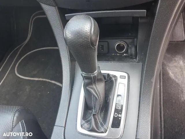 Dezmembrez suzuki Kizashi - 11