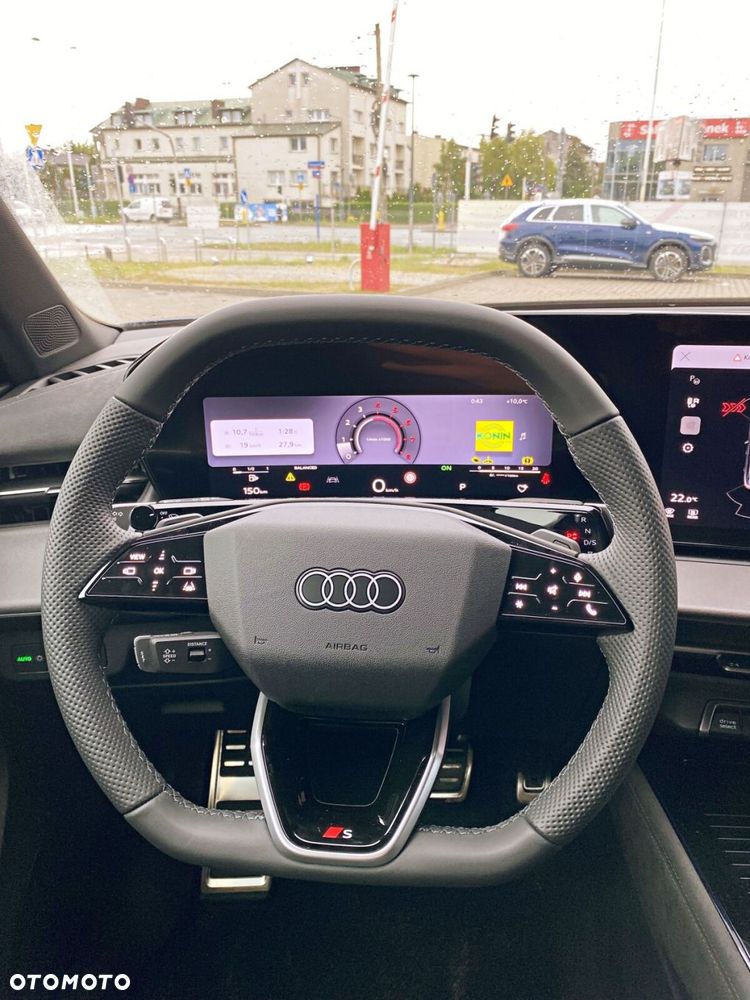 Audi Q3 Sportback - 11