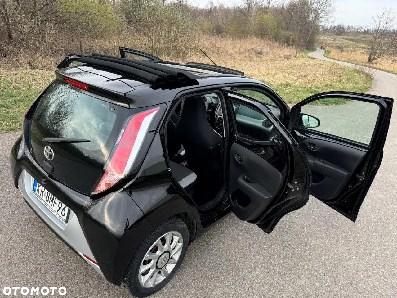 Toyota Aygo x-play - 10