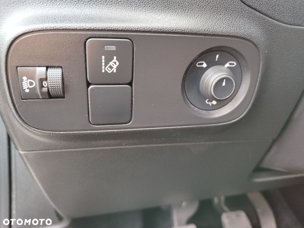 Citroën C3 1.2 PureTech Exclusive - 23