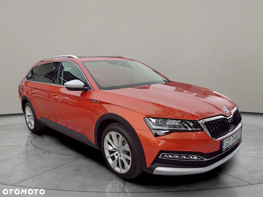 Skoda Superb 2.0 TSI 4x4 Scout DSG - 2
