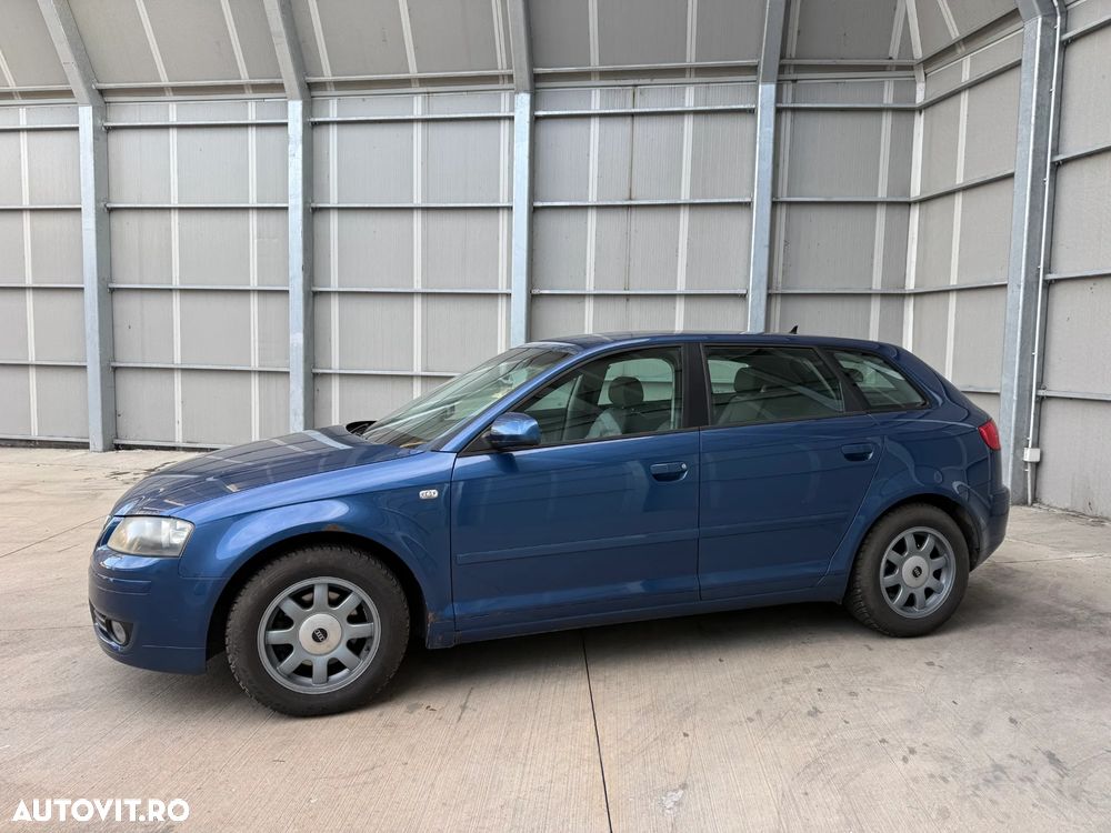 Audi A3 Sportback 1.6 FSI Ambition - 3