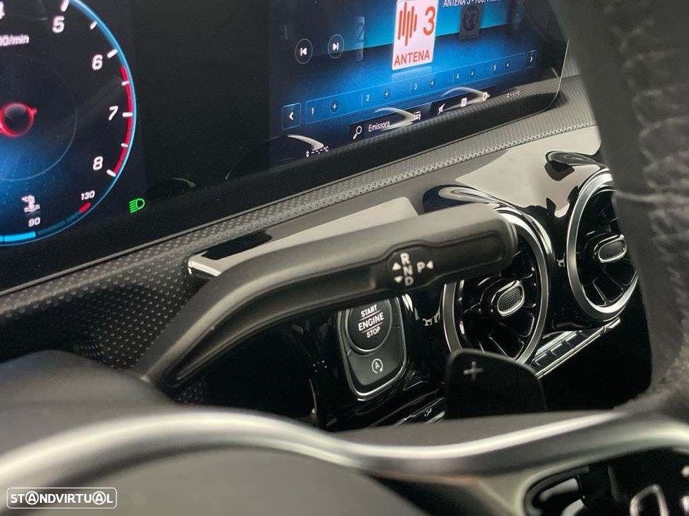 Mercedes-Benz CLA 200 Standard - 18